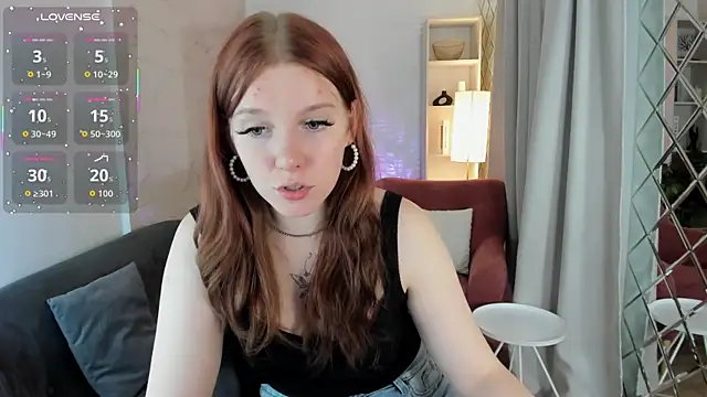 Layla Glam online show from 11-23-25, 01:21