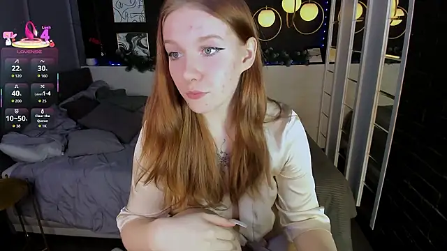 Layla Glam online show from 01-18-26, 01:47