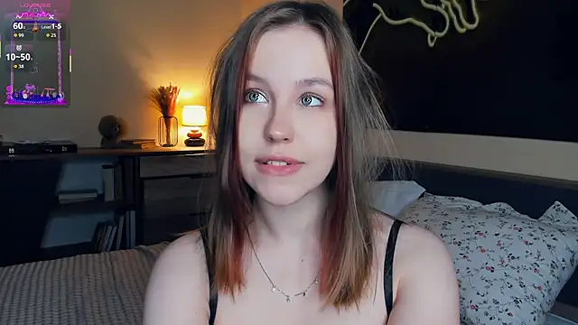 Snapshot of MaliaBourraine chatting on 10-21-25, 07:08 MaliaBourraine online show from 10-21-25, 07:08