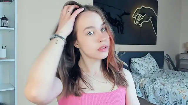 MaliaBourraine online show from 04-28-26, 07:13