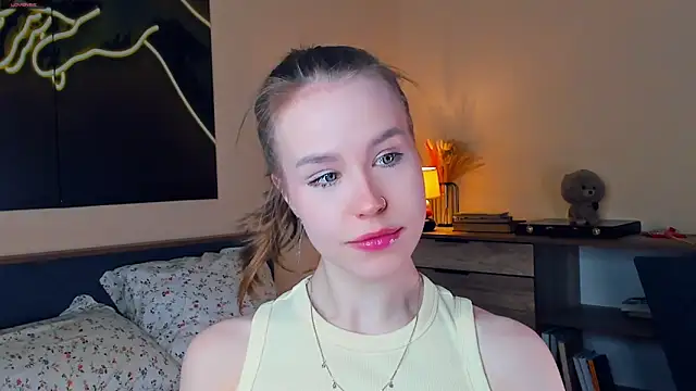 MaliaBourraine online show from 03-09-26, 09:46