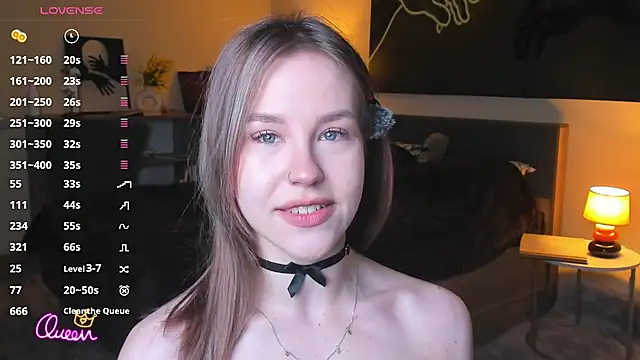Snapshot of MaliaBourraine chatting on 06-27-26, 07:25 MaliaBourraine online show from 06-27-26, 07:25