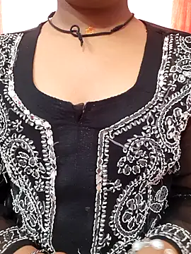 pari rani7 online show from 12-17-25, 03:44