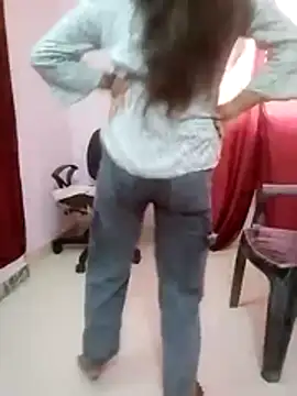 pari rani7 online show from 10-27-25, 04:35