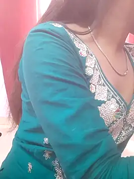 pari rani7 online show from 03-18-26, 04:15