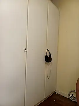 BubblyBeautiful online show from 11-24-25, 11:10