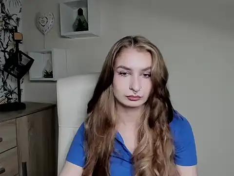 NinaBlond1 online show from 10-07-25, 05:41