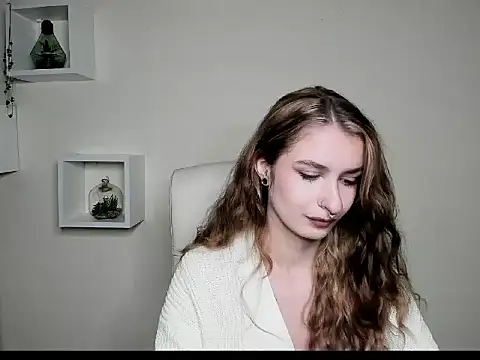 NinaBlond1 online show from 10-27-25, 06:47