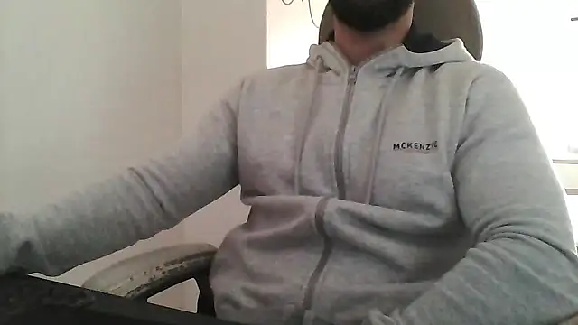 yourfantasy777 online show from 03-12-26, 12:42