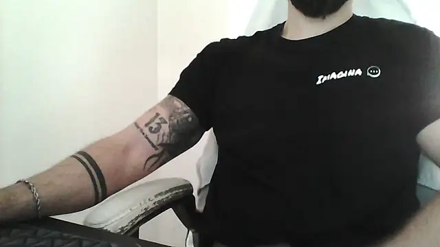 yourfantasy777 online show from 02-06-26, 11:06