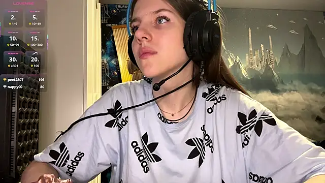 Elira Breeze online show from 01-05-26, 05:27