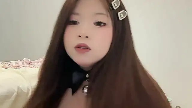 Snapshot of Sweet-shanshan chatting on 09-24-25, 07:37 Sweet-shanshan online show from 09-24-25, 07:37