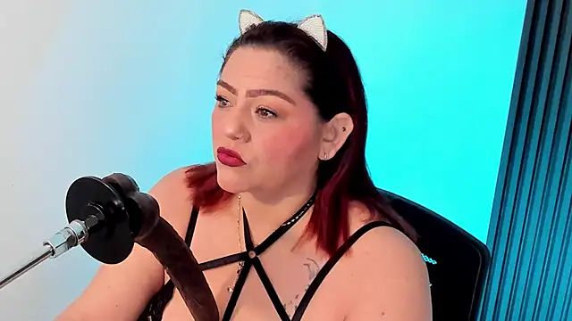 Aliyahsstone online show from 10-28-25, 12:04