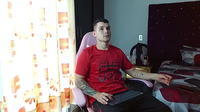 BooyHott  online show from 11-19-25, 06:52