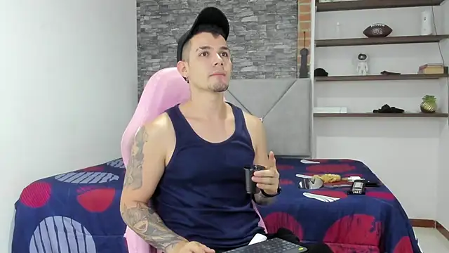 BooyHott  online show from 02-20-26, 07:16