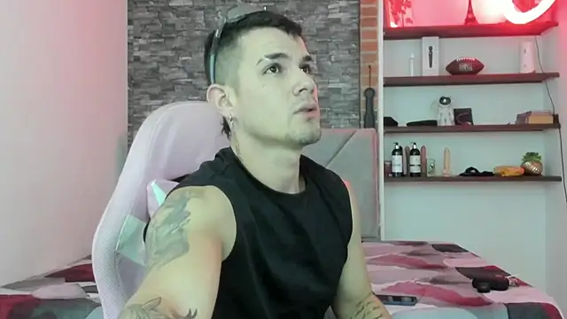 BooyHott  online show from 02-09-26, 07:56