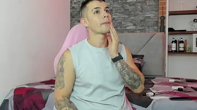 BooyHott  online show from 02-05-26, 07:21