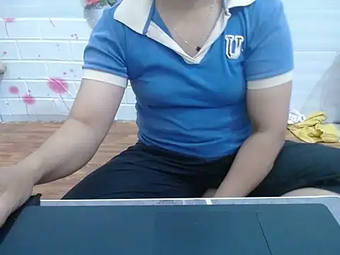 Hannie 26 online show from 11-06-25, 01:04