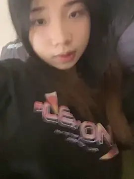 Snapshot of -Tania- chatting on 10-13-25, 07:54 -Tania- online show from 10-13-25, 07:54