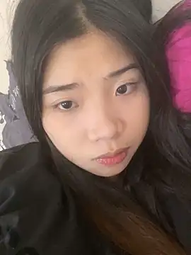 Snapshot of -Tania- chatting on 11-18-25, 09:12 -Tania- online show from 11-18-25, 09:12