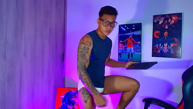 Snapshot of evan_greey chatting on 09-22-25, 06:19 evan greey online show from 09-22-25, 06:19