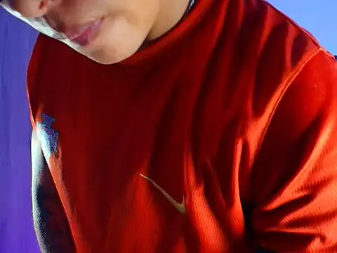 Snapshot of evan_greey chatting on 10-16-25, 04:21 evan greey online show from 10-16-25, 04:21