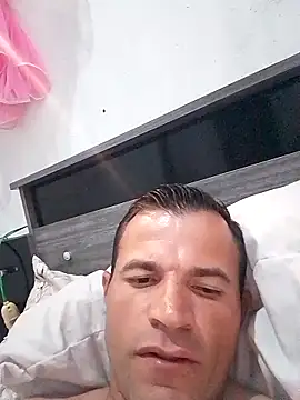 Snapshot of Claudiokkkkk chatting on 02-14-26, 12:44 Claudiokkkkk online show from 02-14-26, 12:44