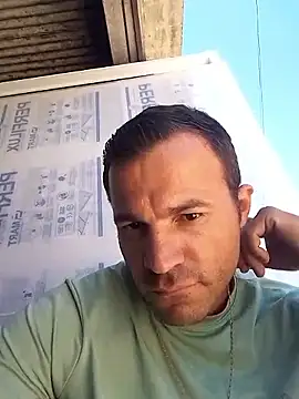 Snapshot of Claudiokkkkk chatting on 03-05-26, 01:08 Claudiokkkkk online show from 03-05-26, 01:08