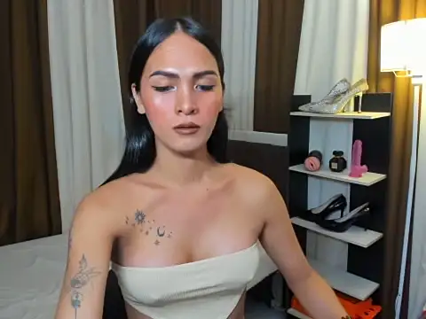 Sedictive Samantha online show from 12-18-25, 08:19