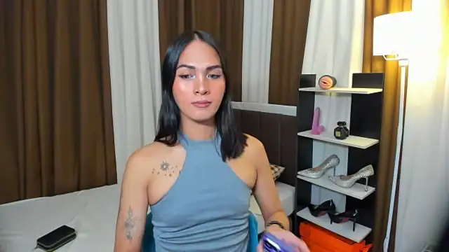 Sedictive Samantha online show from 11-30-25, 05:03