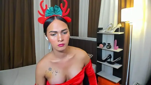 Sedictive Samantha online show from 12-15-25, 09:04