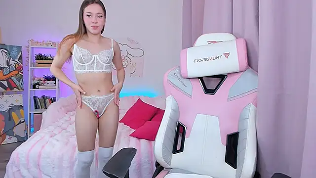 Snapshot of Leri_Dells chatting on 11-02-25, 03:00 Leri Dells online show from 11-02-25, 03:00