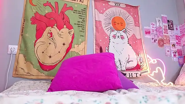 Leri Dells online show from 04-08-26, 02:02