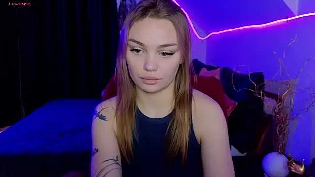 KitsyMoore online show from 12-01-25, 01:12