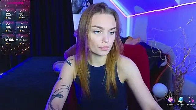 KitsyMoore online show from 10-03-25, 01:01