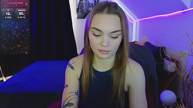 KitsyMoore online show from 10-10-25, 01:12