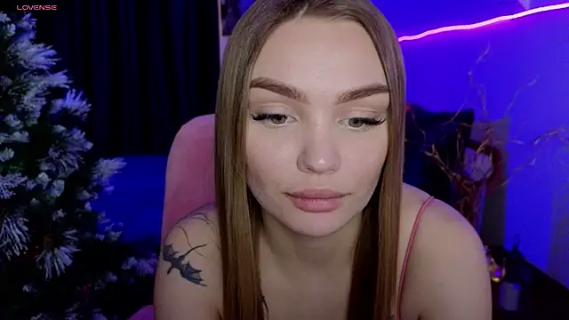 KitsyMoore online show from 12-19-25, 01:13