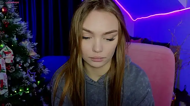 KitsyMoore online show from 12-15-25, 01:06