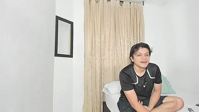 raiderandroxie online show from 01-10-26, 10:16