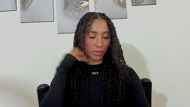 KAYLA BATISTA  online show from 04-16-26, 06:30