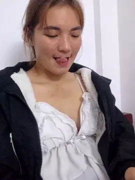 phuongxinhxan online show from 11-26-25, 02:39