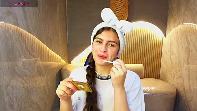 dany r  online show from 10-21-25, 01:10