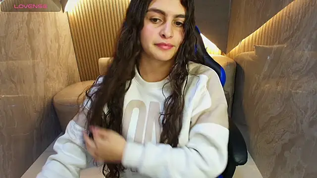 dany r  online show from 10-13-25, 01:34