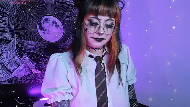 Hallucigenia  online show from 10-15-25, 09:34