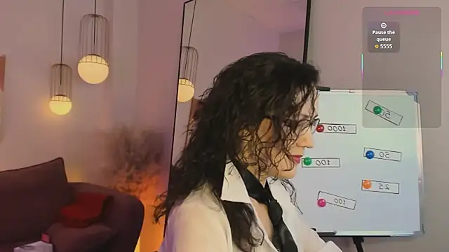 Irene Marlow online show from 12-22-25, 01:44