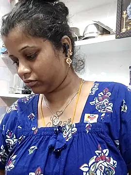 sweetqueen143 online show from 03-16-26, 07:45