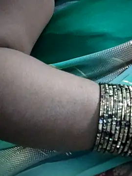 sweetqueen143 online show from 10-24-25, 04:50