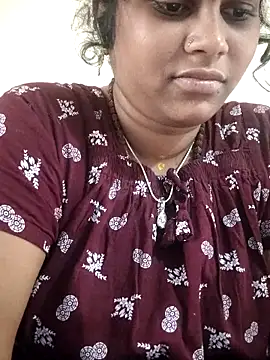 sweetqueen143 online show from 11-06-25, 04:05