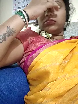 sweetqueen143 online show from 11-21-25, 04:50