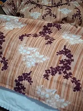 sweetqueen143 online show from 11-03-25, 03:26